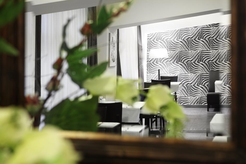 Elysee Otel